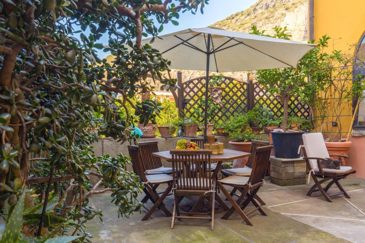 Orchid Corner Guesthouse 메타 외부 사진