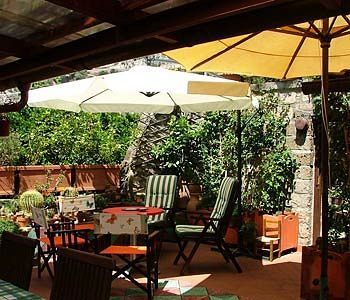 Orchid Corner Guesthouse 메타 외부 사진